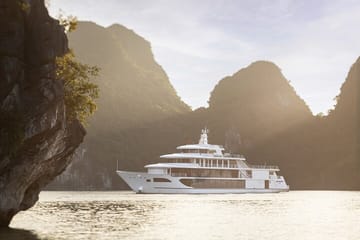 Luxury Halong Bay Day Cruise with Street Food Experience