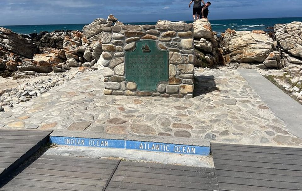 Cape Agulhas, Full-Day Private Tour & Wine Tasting from Cape Town