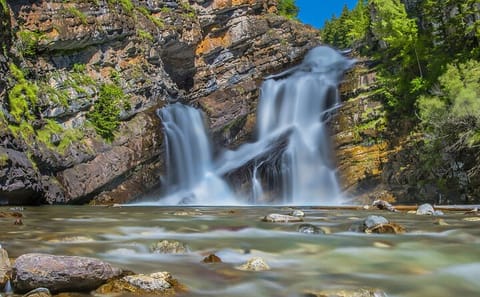 Day Tour to Waterton National Park from Calgary