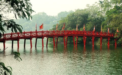 Cultural and Scenic Tour of Hanoi - 7 Days, 6 Nights