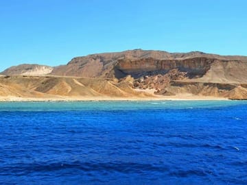 Full-Day Red Sea Snorkeling Boat Tour from Hurghada