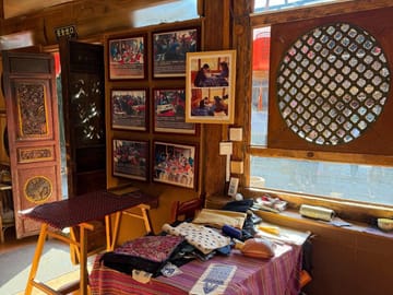 Lijiang: Traditional Craft Workshop With Paper, Tea & Art
