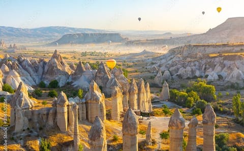 Cappadocia Red Tour: Explore Avanos, Göreme, and Nevsehir