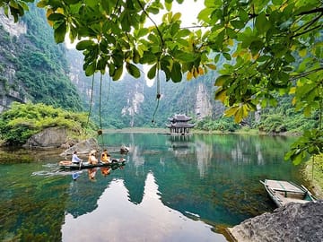 Private Ninh Binh Heritage Day Tour (Trang An, Mua Cave, Cycling)