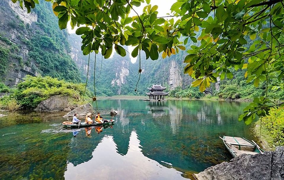 Private Ninh Binh Heritage Day Tour (Trang An, Mua Cave, Cycling)