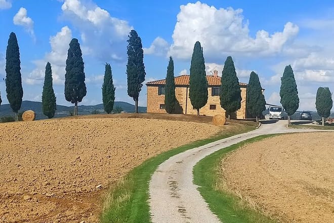 PRIVATE TRANSFER: from Florence to Assisi with stops in Montepulciano & Cortona  - Photo 3