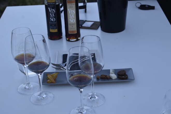 Santorini Private Wine Exprerience : 3 Wineries & Local Snacks 6
