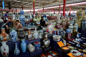 Distinctive Market Tour with Shaomai Lunch and Full Massage