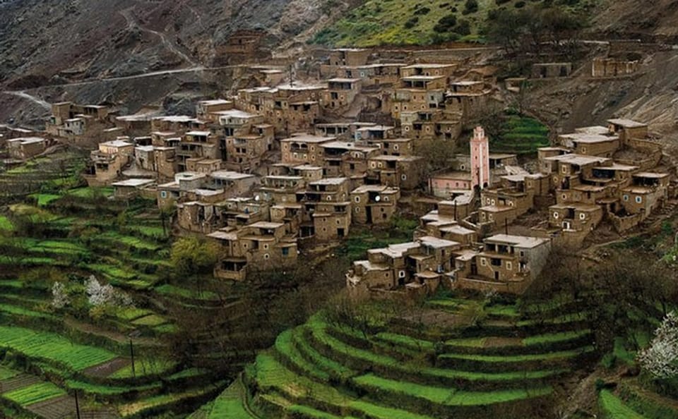 Private 1-Night Tour of Atlas Mountains and Essaouira from Marrakesh