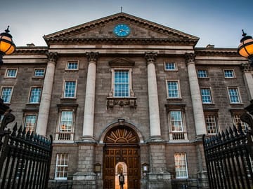 Day Trip to Dublin from Belfast with Guided Tour