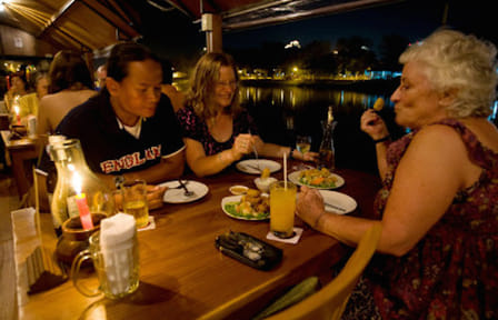 Dinner Cruise on the Ping River