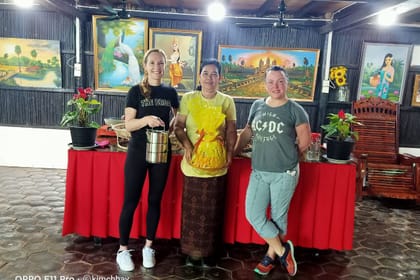 Cambodian Cooking Class and Oxcart Ride with Local Village Tour