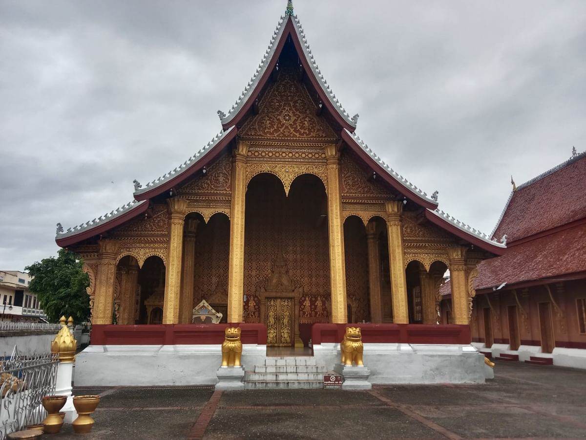Sunset cruise on Luang Prabang river
