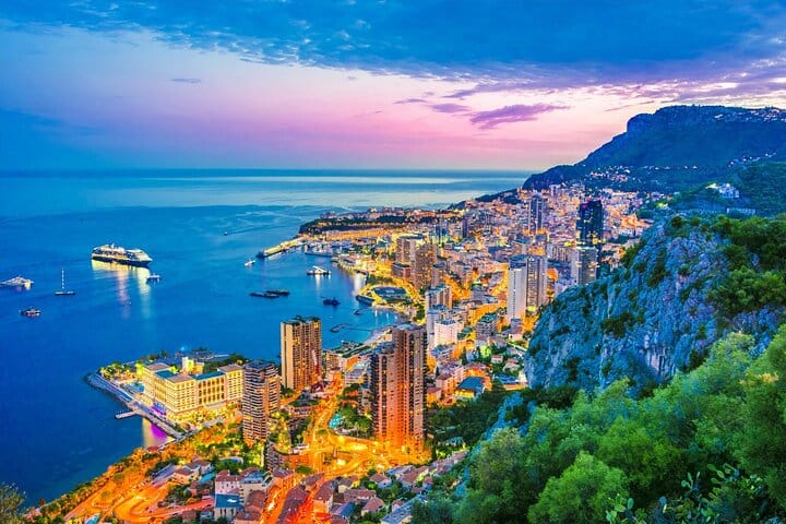 Paris to Monaco Private Transfer 4