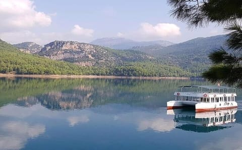 Green Canyon Boat Tour with Lunch from Antalya