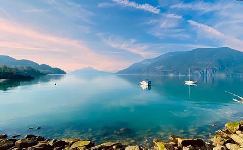 Vancouver 3-Day Budget Tour to Victoria and Whistler