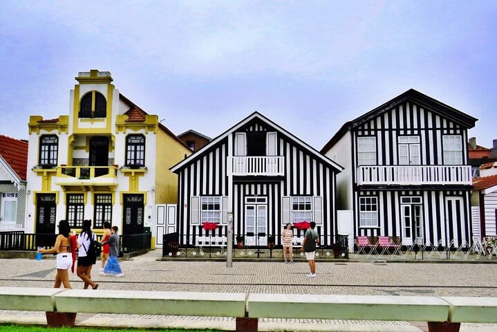 AVEIRO & COSTA NOVA: Full-Day Private Tour from Porto