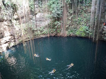 Private Tour to Chichen Itza, Valladolid and Ik Kil Cenote with Lunch