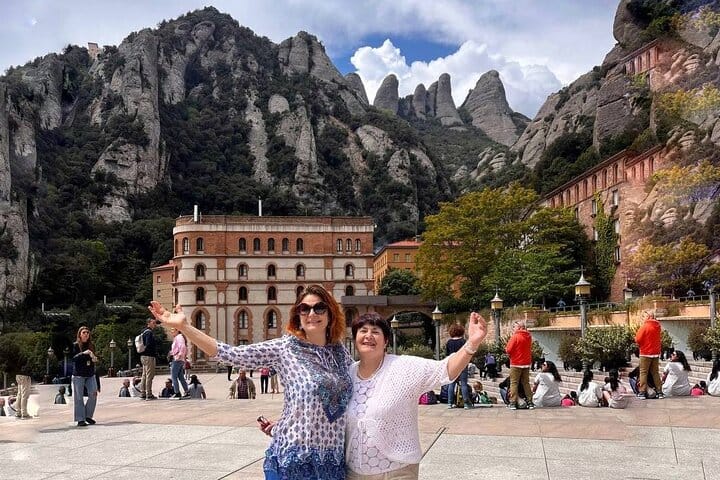Day trip to Montserrat. Private tour. Know all the secrets 2