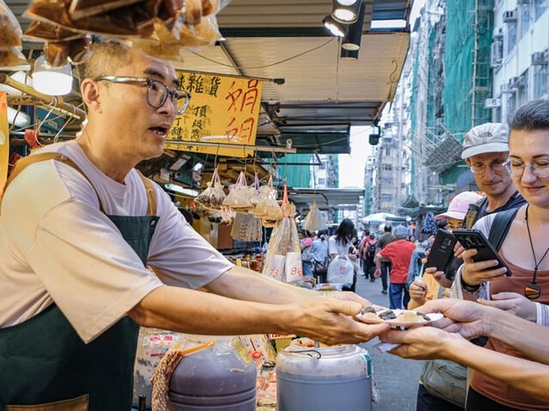 Hong Kong: Kowloon Street Markets Culture Walking Tour