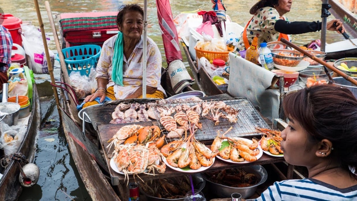 Amphawa Floating & Maeklong Railway Market - Private Tour from Hua Hin 5