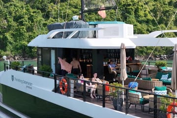 Luxurious Day Tour of Halong and Lan Ha Bay from Hanoi