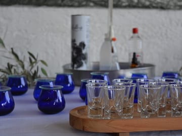 Santorini Couples Massage & Exclusive Organic Farm Tour