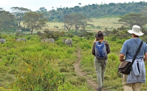 Crescent Island and Hell's Gate Cycling Tour in Naivasha