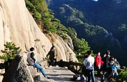 Private Huangshan Sunrise Photography Tour