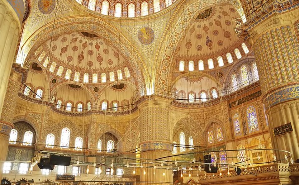 Istanbul Byzantine and Ottoman Heritage Tour with Topkapi and Hagia Sophia