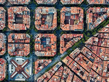 Barcelona's Remarkable gridded street pattern and urban planning