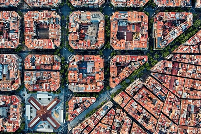Barcelona Urban Planning Tour – Towards a Sustainable Smart City