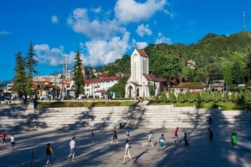 Sapa 2-Day Cultural Tour from Hanoi with Bus Transfer