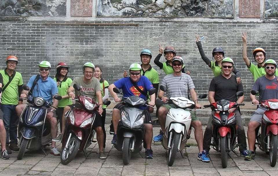 Ho Chi Minh City street food and city tour by motorbike