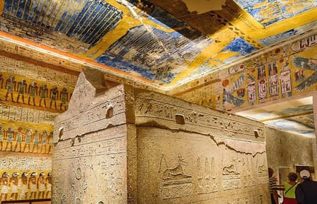 Private Day Tour from Hurghada to Luxor and Valley of the Kings
