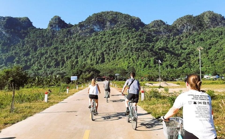 From CatBa, Lan Ha Bay Full-Day Boat Trip-Meals, Kayaking, Biking