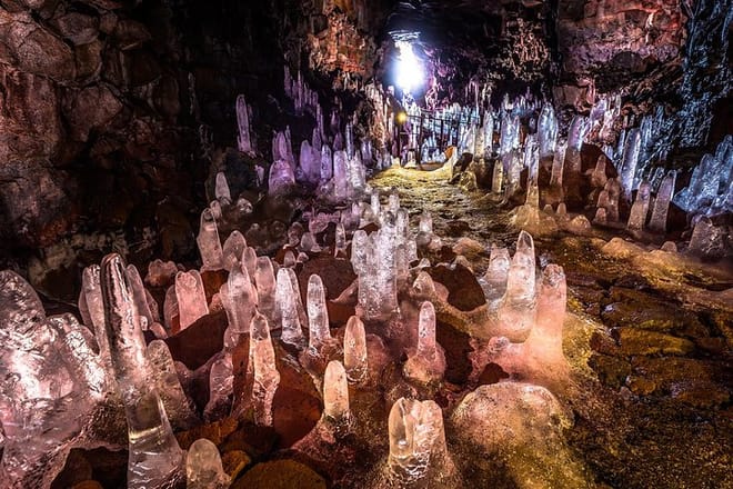Private Jeep Tours - Reykjanes Peninsula, Blue Lagoon & Lava Tunnel 4
