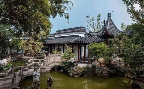 Private 4-Hour Shanghai City Tour with Flexible Itinerary