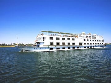 4-Day Private Nile Cruise from Aswan to Luxor with Tours