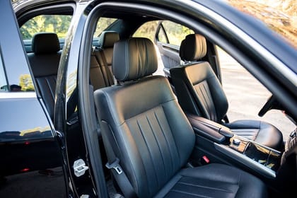 Private Calgary to Banff One-way Transfer in Luxury Car