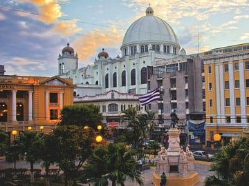 Plaza Morazan El Salvador
