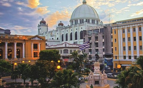 San Salvador City Half-Day Cultural Tour by Minivan