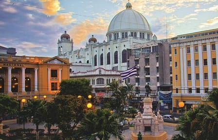 San Salvador City Half-Day Cultural Tour by Minivan