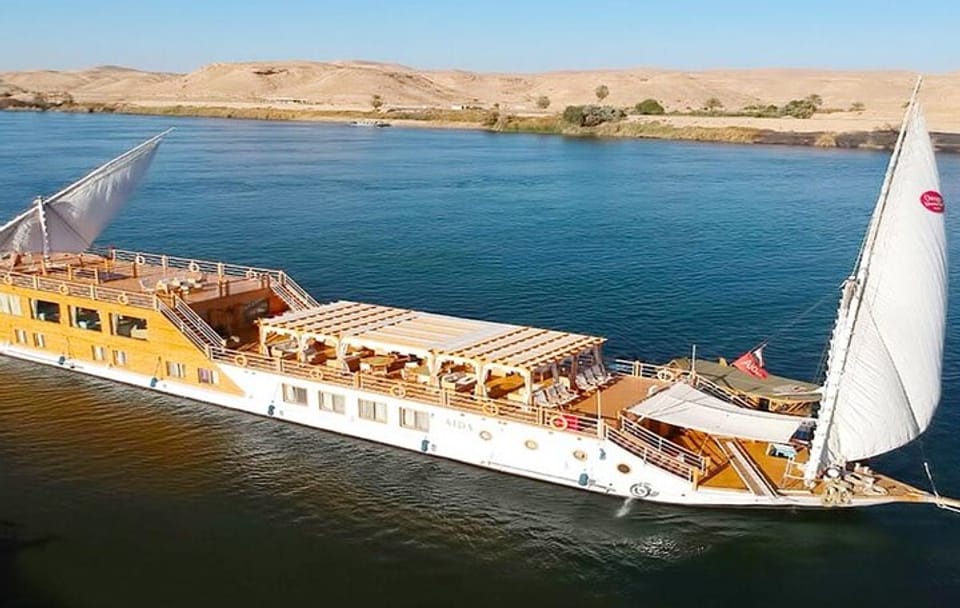 Private Luxury Dahabiy Cruise with Hot Air Balloon in Aswan