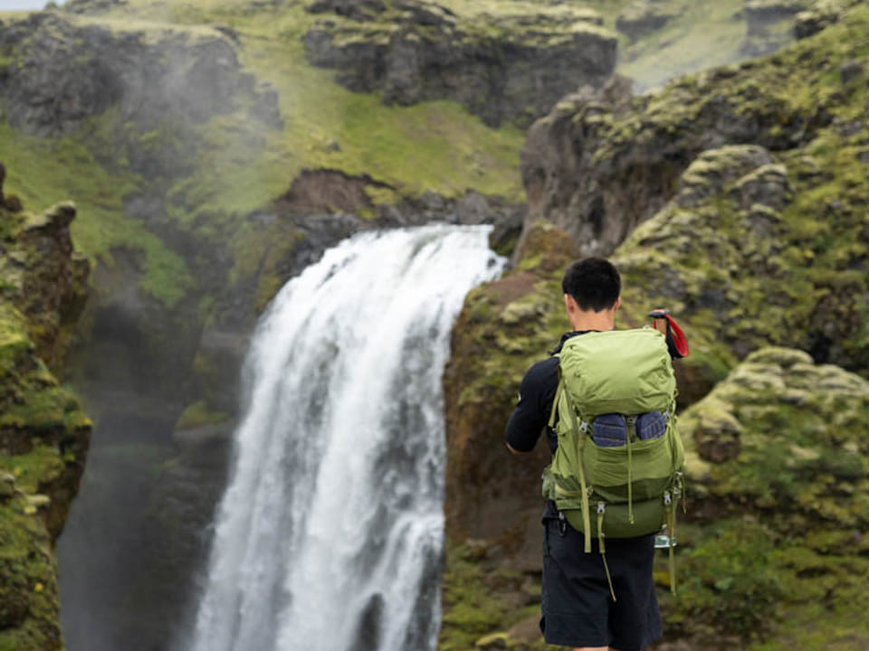 Fimmvörðuháls and þórsmörk 3 days hike from Reykjavík — zimno
