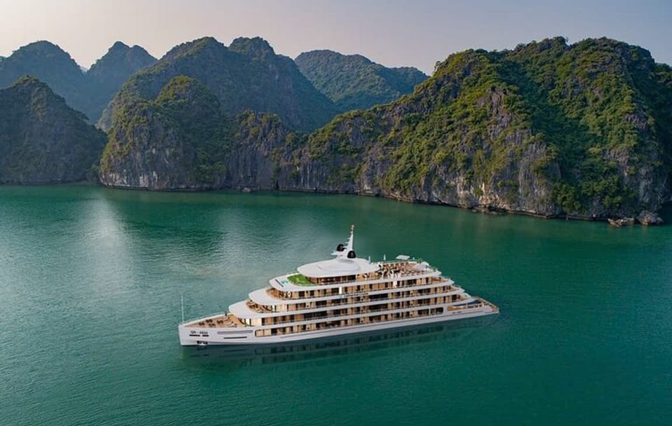 Catherine Cruise – Your Luxurious Retreat – Halong Bay 2 Day Trip