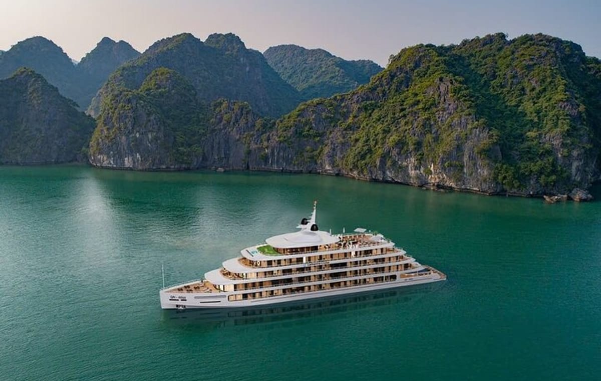 Catherine Cruise – Your Luxurious Retreat – Halong Bay 2 Day Trip