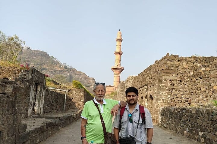 Aurangabad to Vadodara: Explore the Man-made Wonder of India