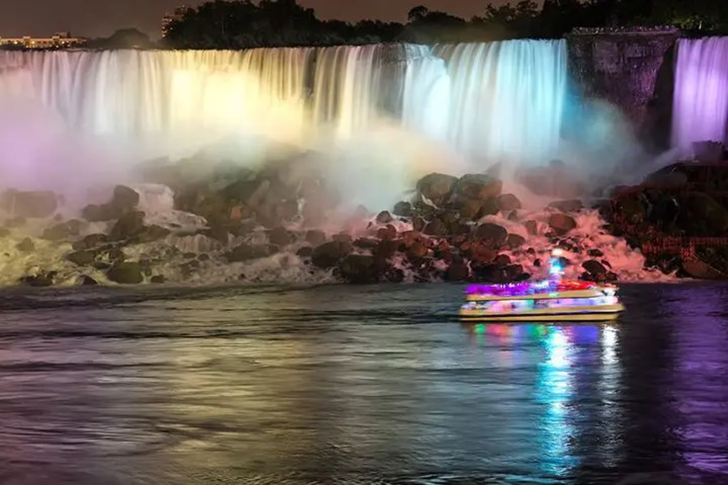 Niagara Falls Evening Lights Tour