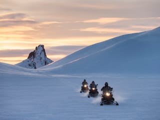 Pearl Tour - Golden Circle Super Jeep Tour & Snowmobiling, photo 7